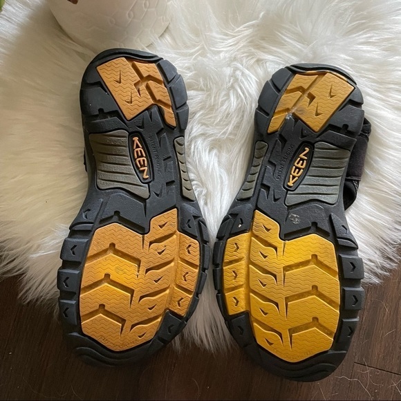 Keen waterproof sandals Newport hiking sandals Black - Picture 5 of 6